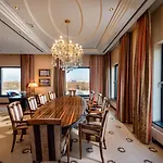Hotel Jw Marriott 5*