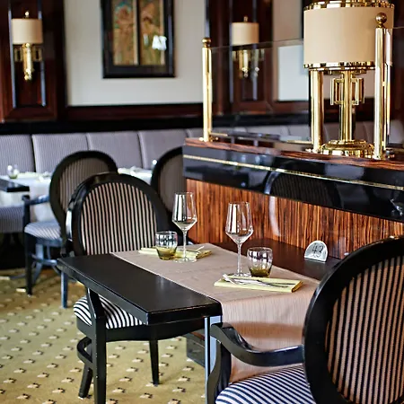 Hotell Jw Marriott Berlin