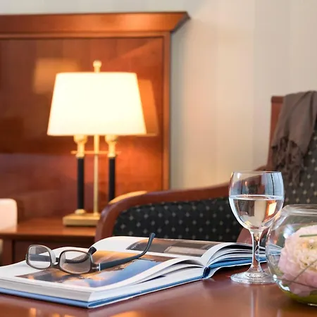 Jw Marriott Hotel 5*