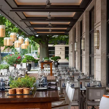 Jw Marriott Szálloda 5*