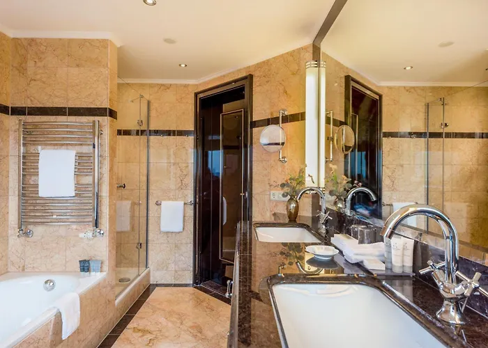 Jw Marriott Szálloda 5*